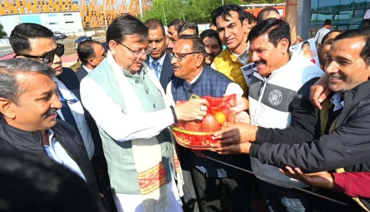 गन्ना समर्थन मूल्य में बढ़ोतरी पर किसानों ने जताया मुख्यमंत्री धामी का आभार